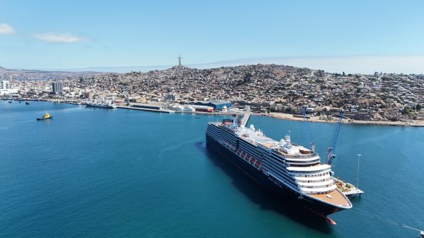 Puerto de Coquimbo proyecta llegada de 13 mil pasajeros durante temporada de cruceros 2025-2026