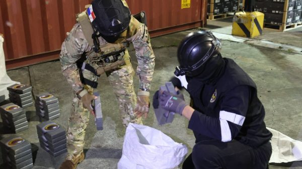 Panamá: Incautan paquetes con droga desde contenedor procedente del Perú