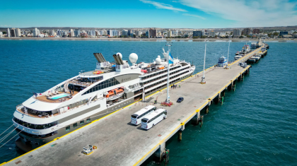 Argentina: Puerto Madryn recibe escala de crucero L’Austral 