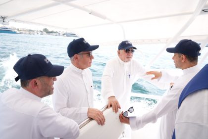 Autoridad del Mar Rojo Saudita lanza 15 barcos de patrullaje marítimo