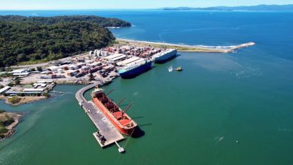 Costa Rica: Incop gestiona arribo de buque para ejecutar dragado de mantenimiento en Puerto Caldera