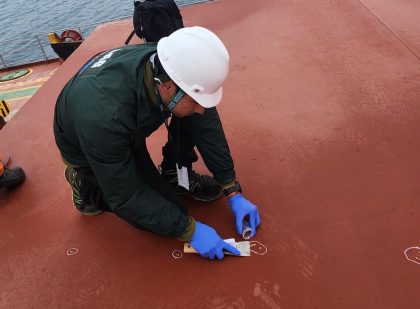 SAG somete a tratamiento fitosanitario a buque que arribó a Arica procedente de Ecuador