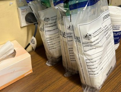 Tripulante tanzano de buque de carga es detenido por presunto tráfico de metanfetamina en Australia