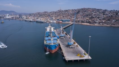 Terminal Puerto Coquimbo supera movimiento de carga registrado en todo 2024