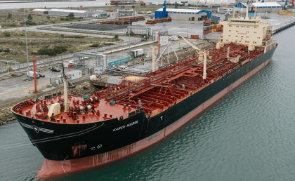 Portugal: Buque Karen Maersk rompe récord en Puerto de Aveiro