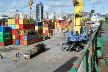 Puerto de Montevideo dispondrá de 16 puestos de pesaje y controles automatizados en acceso norte