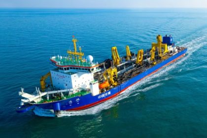 Draga de succión ultragrande china Tong Jun completa pruebas de mar