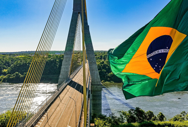 Ponte entregue pelo presidente Lula inaugura novo corredor logístico entre Brasil e Paraguai