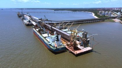 Brasil destaca récord en movimiento de carga contenerizada en octubre