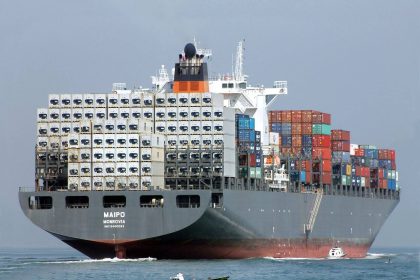 Hapag-Lloyd inicia proyecto para aumentar capacidad de tres portacontenedores construidos en 2010