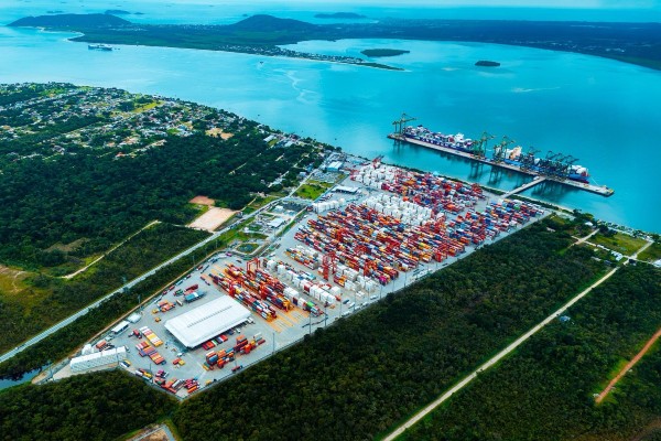 Porto Itapoá recebe Certificado de Responsabilidade Social da Alesc