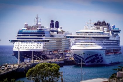 Argentina: Puerto Madryn atiende en recalada simultánea a 7.448 personas