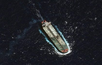 Buques cambian rutas luego que Estados Unidos incautara un cargamento de petróleo venezolano