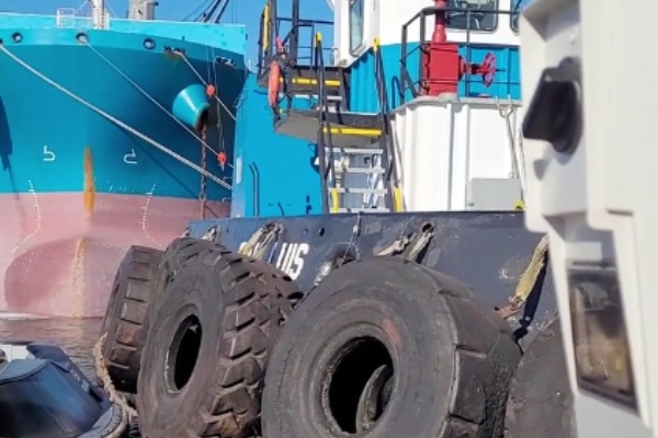 TESC implanta Eletroposto para rebocadores no Complexo Portuário da Babitonga