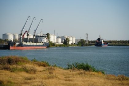 Puerto de Sevilla aprueba nuevos desarrollos logísticos en ZAL y ampliaciones de Sevitrade y Aldeport