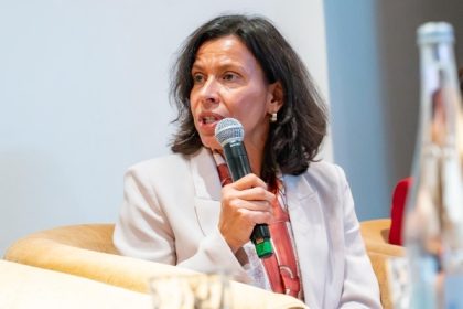 Puertos de Madeira instala primer equipamiento para cargar de forma autónoma vehículos y grúas eléctricas