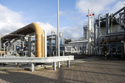 Shell y Linde implementarán centro de energía para compartir electricidad a toda la red del Puerto de Rotterdam