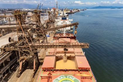 Portos do Paraná rompe récord histórico y supera los 70 millones de toneladas en 2025