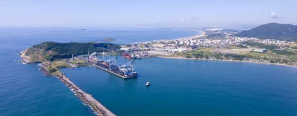 Porto de Imbituba conclui 2025 com obras estruturantes e investimentos que redefinem sua capacidade operacional