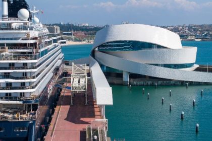 Terminal de Cruceros de Porto celebra 2025 con récord de 200 mil cruceristas atendidos