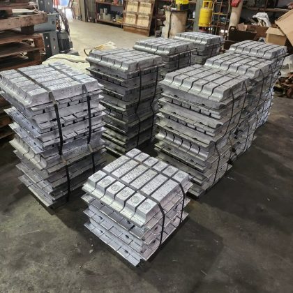 Corte de China condena a 27 personas por movilizar lingotes de antimonio sin licencias de exportación