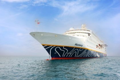 Cambian puerto de inicio de crucero de 133 días del MS Hamburg por huracán en Vizcaya