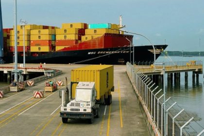 Vietnam: SSIT recibe primera escala de nuevo servicio de MSC Sambar