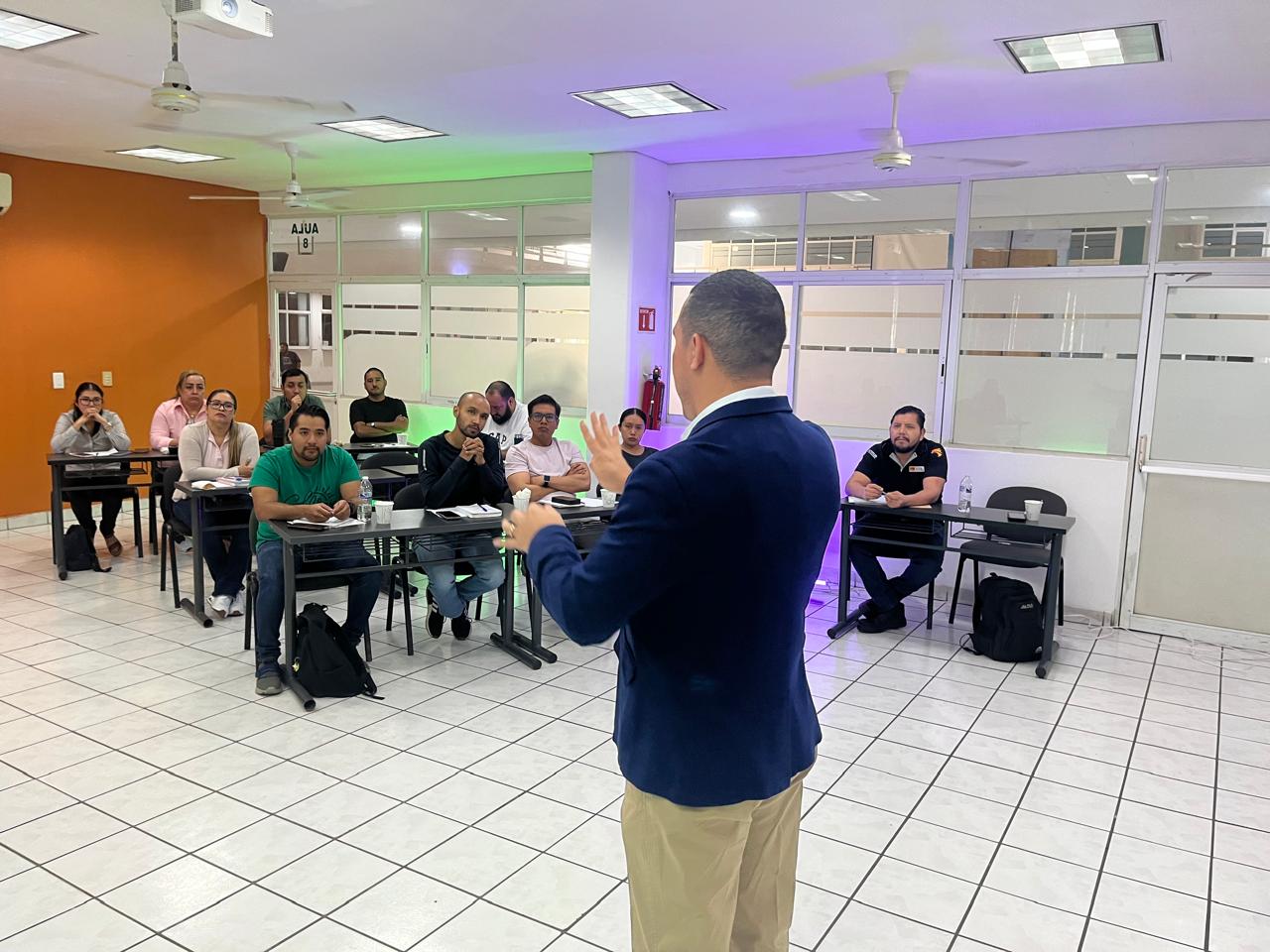 México: Astom realiza curso sobre seguridad en terminales de Puerto de Manzanillo