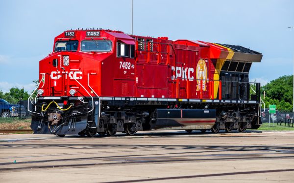 CPKC invierte USD 800 millones en fabricación de locomotoras Tier 4