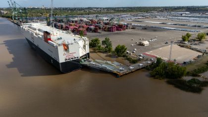 Argentina: Terminal TZ1 del Puerto de Zárate atiende descarga de 5 mil vehículos chinos desde buque de BYD