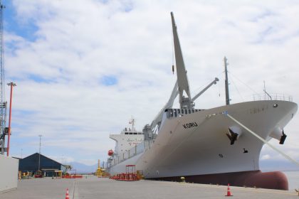 Terminal Puerto Coquimbo inicia temporada alta con primer embarque de fruta de 2026