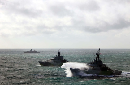 Marina Real del Reino Unido intercepta a buques rusos en el Canal de la Mancha