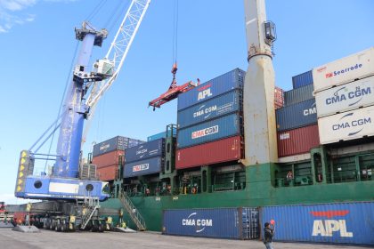 Conflicto en Venezuela genera impacto menor en transporte marítimo de línea