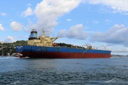 Petrolero con destino a Rusia es atacado por dron en el Mar Negro