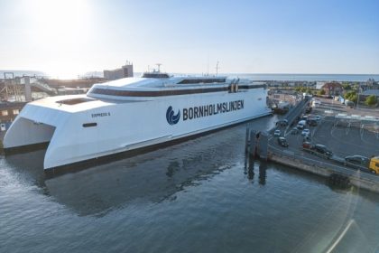 Aumentan días de servicio del Express 5 desde Puerto de Roenne