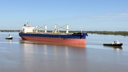 Brasil: Puerto de Porto Alegre retoma transporte de larga distancia con arribo de Equinox Eagle