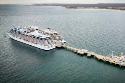 Dos grandes cruceros coinciden en Puerto Madryn
