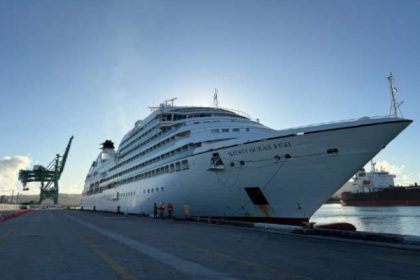 Puerto de Guam cierra zona de recepción de contenedores para recibir crucero