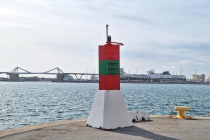 Port de Barcelona anuncia inversión para renovar equipos de abalizamiento marítimo