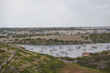 Autoridad Portuaria de Baleares abre licitación de proyecto que busca proteger ecosistema en Puerto de Maó