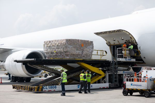 Aerosan moviliza 9 mil toneladas de flores en temporada alta previa a San Valentín