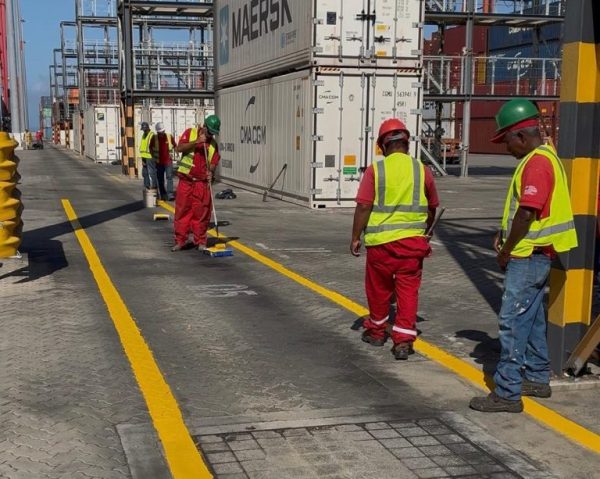 Venezuela: Puerto de La Guaira realiza demarcación de espacios en Terminal de Contenedores