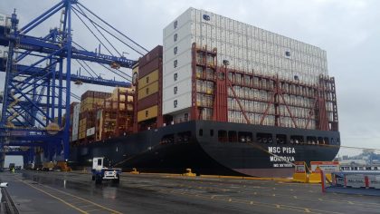Puerto Coronel recibe escala inaugural del MSC Pisa