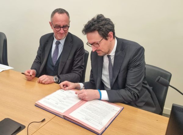 Italia: AdSP firma acuerdo para mantenimiento de ruta de acceso al Puerto de Ravenna