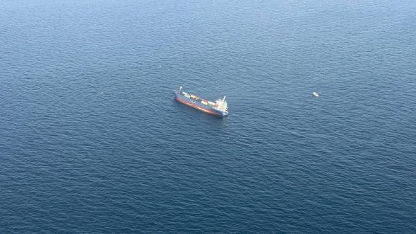 Autoridades de Tailandia trabajan para contener derrame de petróleo tras naufragio del Sealloyd Arc