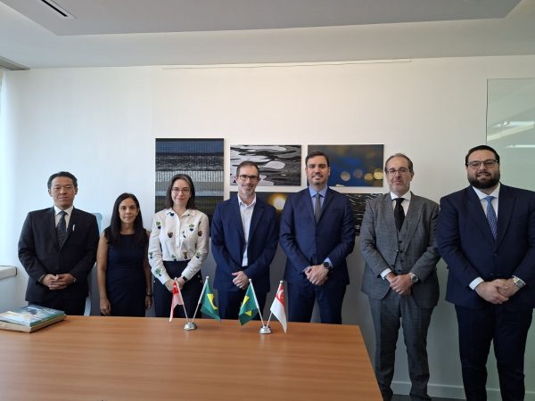 Executivos do Complexo Industrial Portuário de Suape realizam uma viagem ao Sudeste Asiático