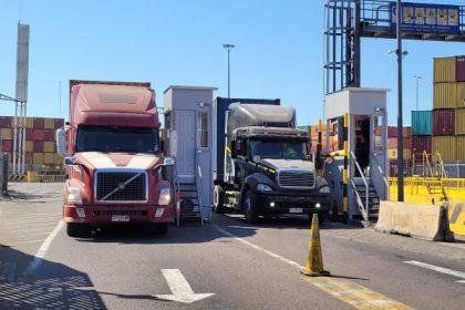 Inauguran dos nuevas casetas de control documental para camiones en Iquique Terminal Internacional