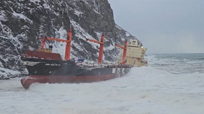 Mal tiempo afecta estructura de portacontenedores MSC Baltic III que encalló hace casi un año en Canadá 