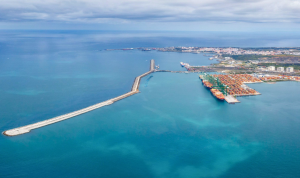 Puerto de Sines finaliza obras de dragado en Terminal de Contenedores