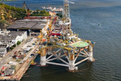 PortosRio, Gerqua y Suprio consiguen entrada de cuatro plataformas petrolíferas en Bahía de Guanabara